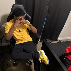 Meet your Posher, Eric